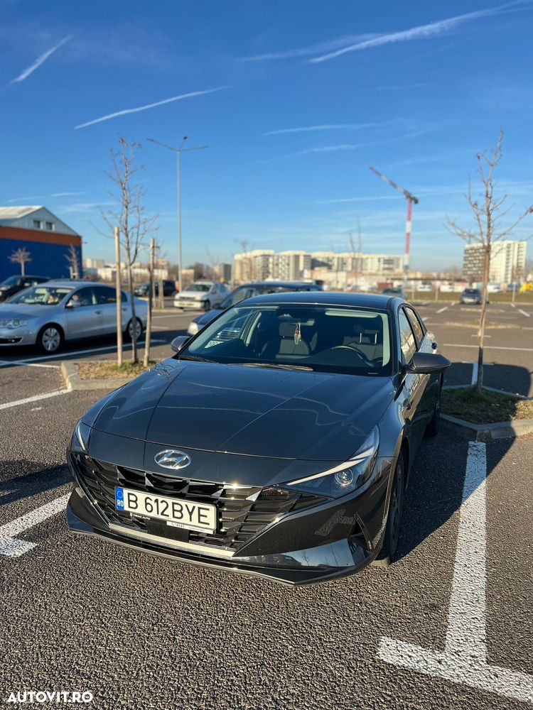 Hyundai Elantra 1.6 l 123 CP CVT Comfort - 1