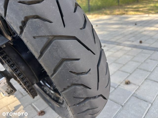 Suzuki V-STROM - 9