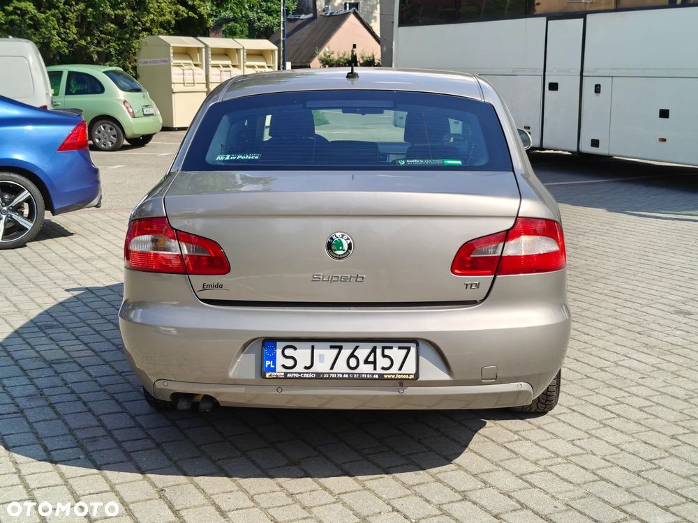 Skoda Superb 1.9 TDI Greenline - 9