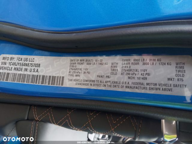 Jeep Grand Cherokee - 11