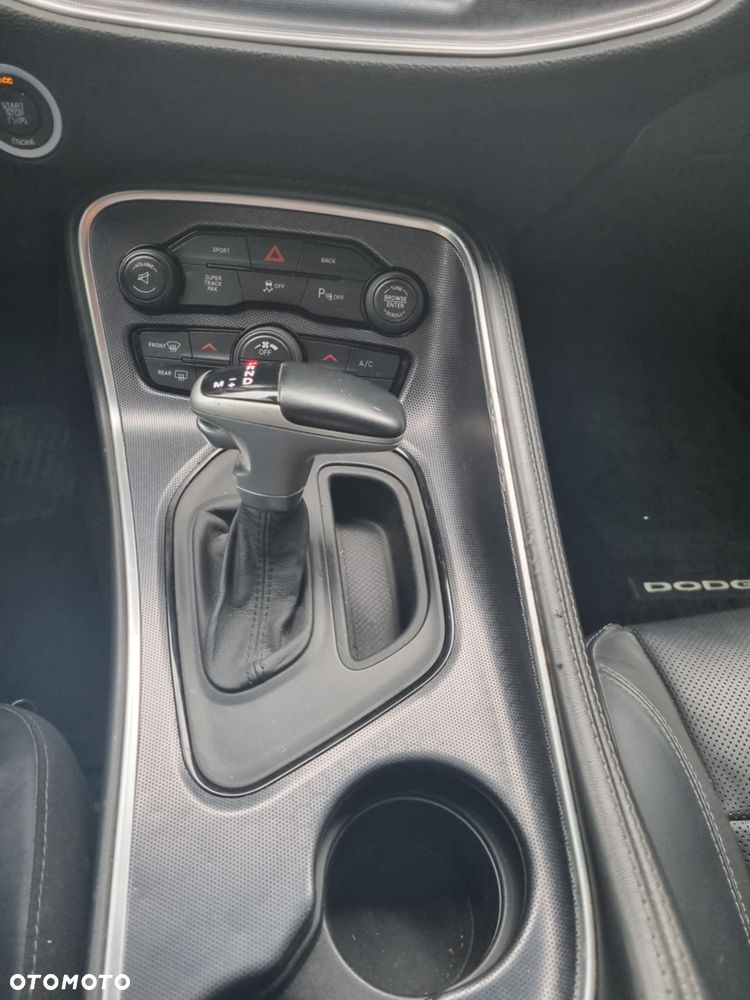 Dodge Challenger Automatik R/T Plus - 30