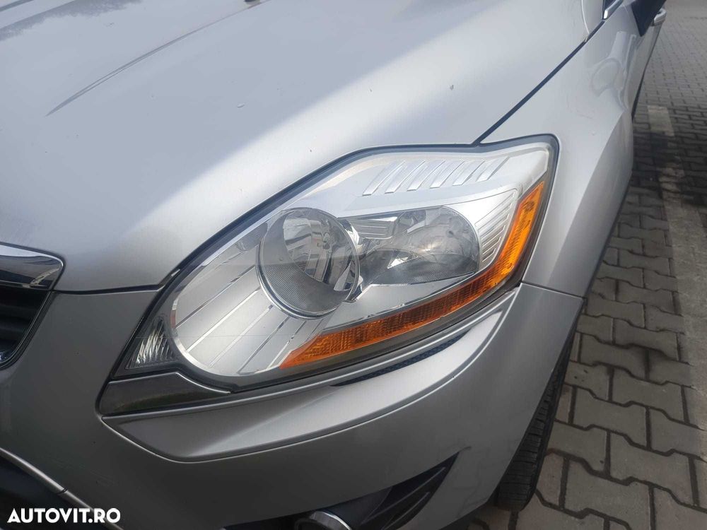 Far halogen stanga/dreapta Ford Kuga 2012 - 2