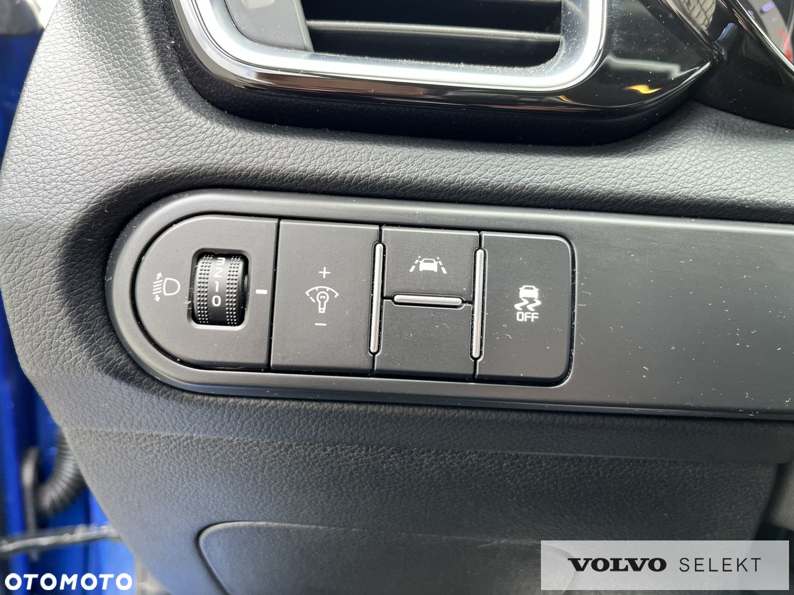 Kia Ceed - 11