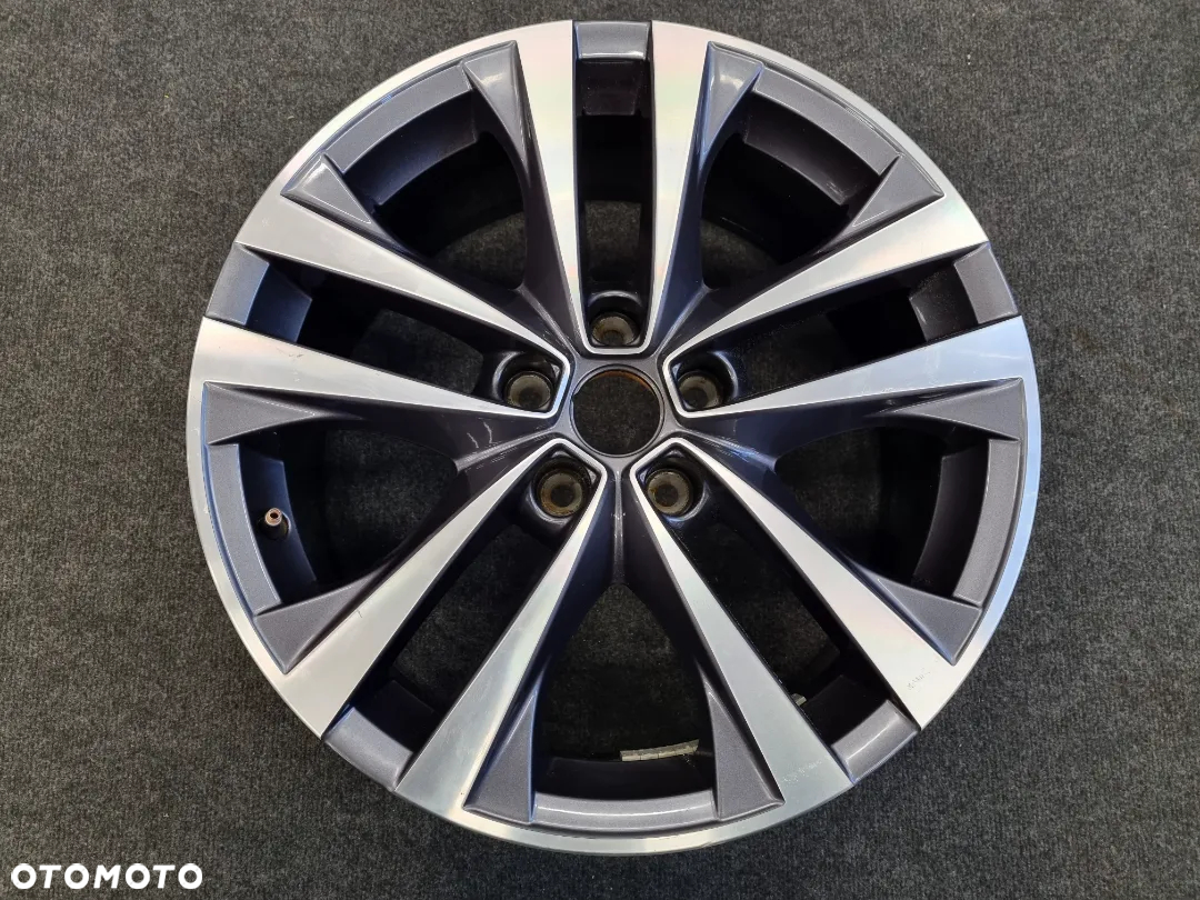 Alufelga Renault Espace, Talisman 18 cali 5x114.3   403006881R 1szt. - 2