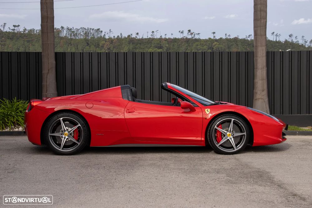 Ferrari 458 Spider - 21