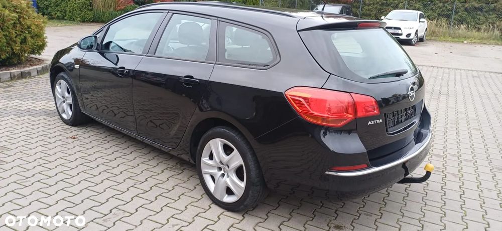 Opel Astra IV 1.4 Enjoy EU6 - 2