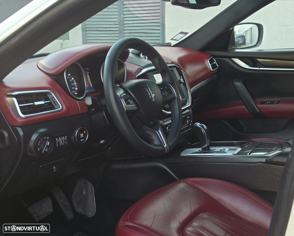 Maserati Ghibli 3.0 V6 - 8