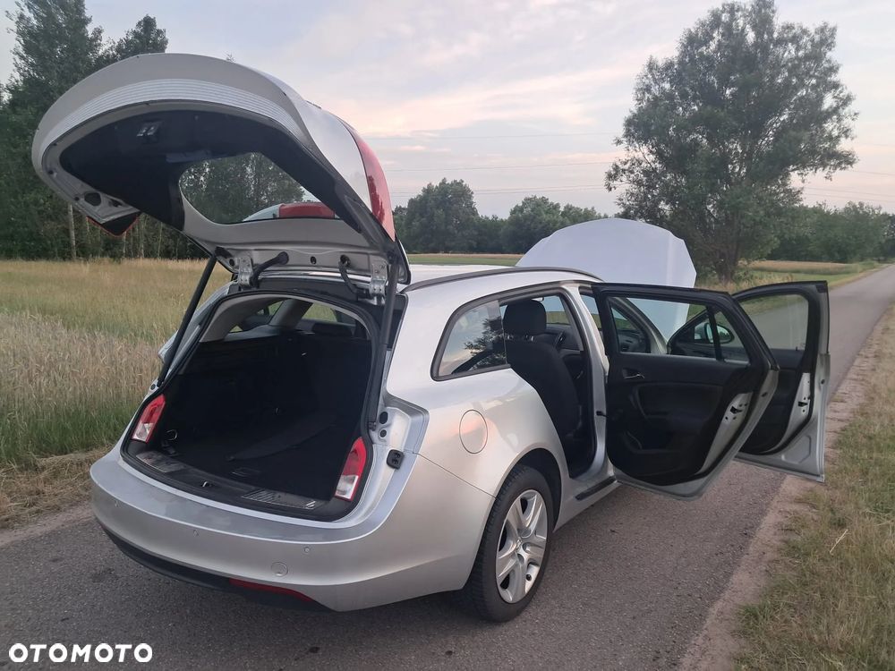 Opel Insignia - 24