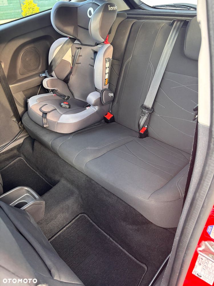 Ford Fiesta - 19