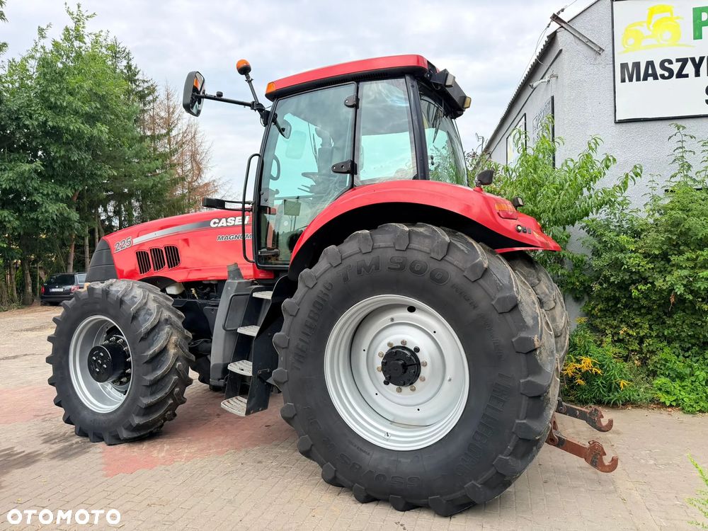 Case IH Magnum 225 - 9