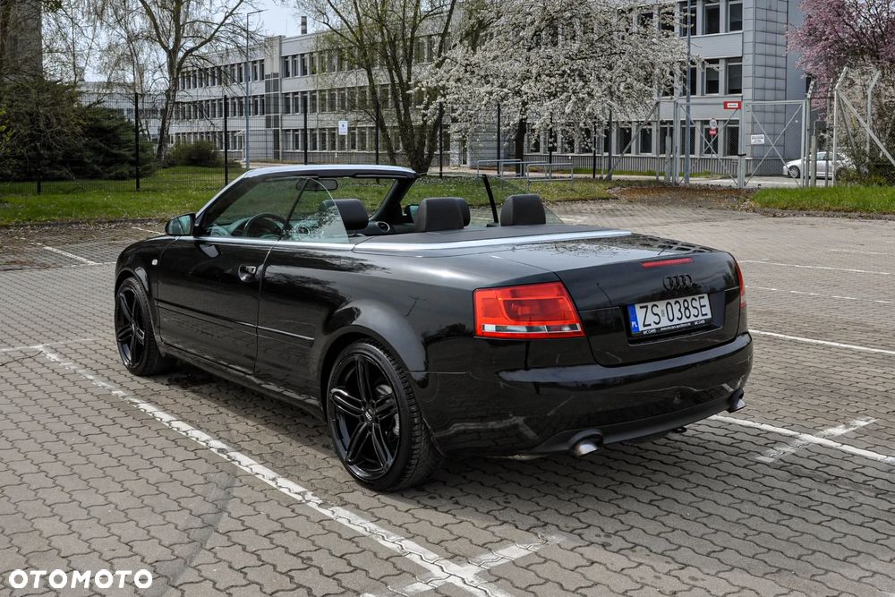 Audi A4 Cabrio 2.0 TDI DPF - 3