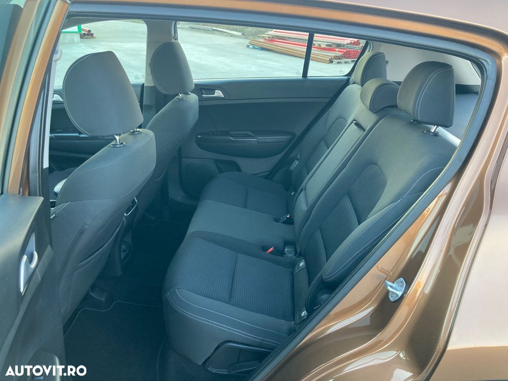 Kia Sportage 2.0 CRDI AWD VISION - 22