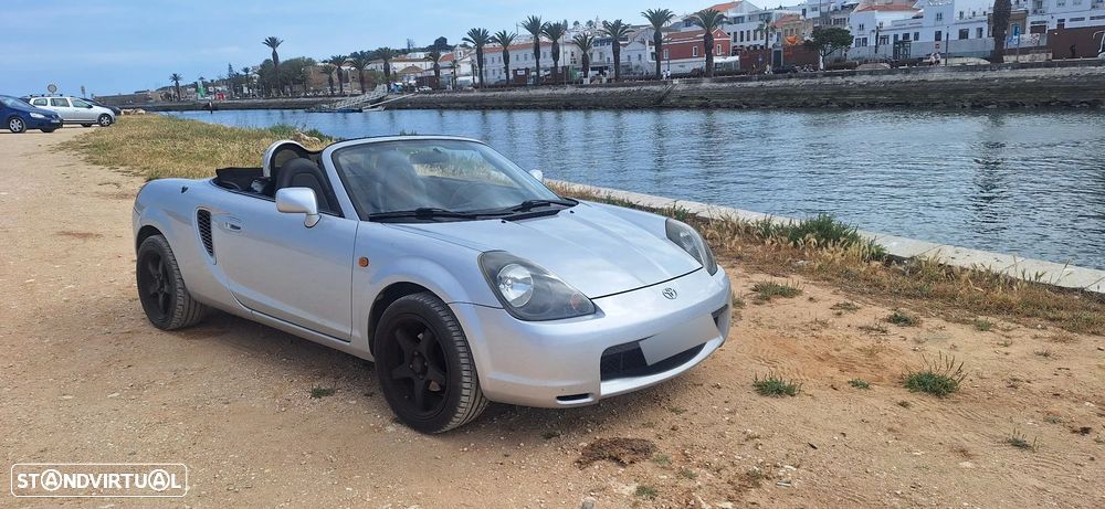 Toyota MR2 Roadster - 3