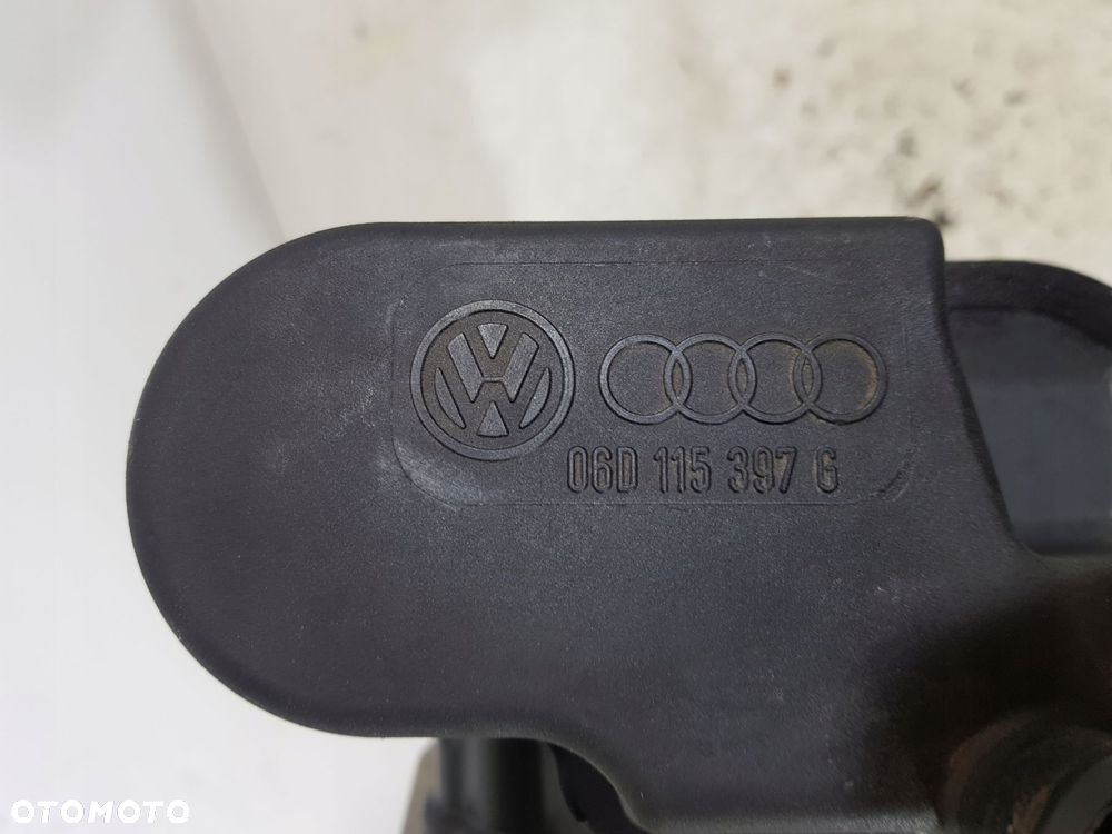 obudowa filtra oleju 06d115397g vw touran golf v audi 2.0 fsi bvy - 11