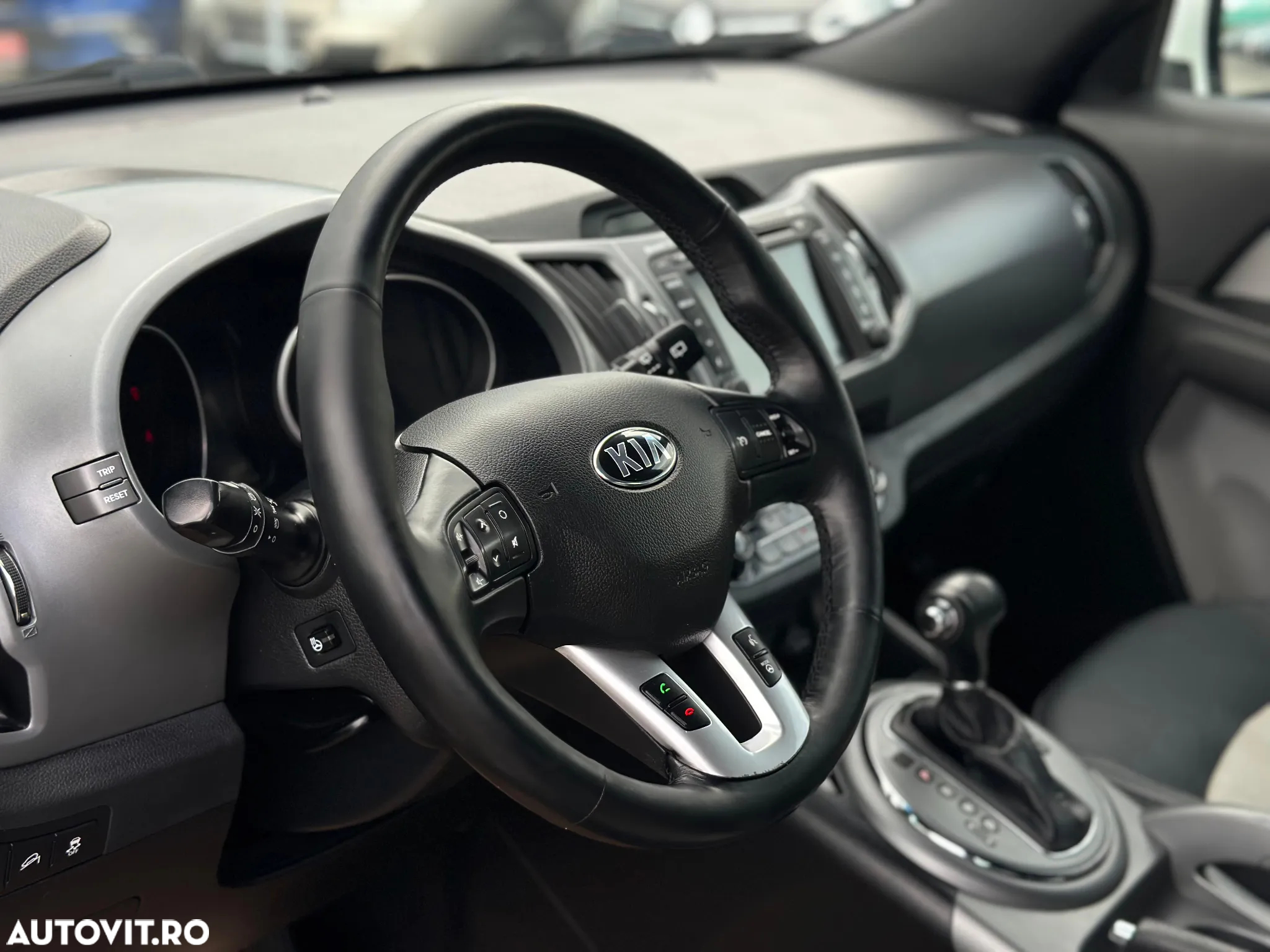 Kia Sportage 2.0 CRDI 4WD Automatik Vision - 14