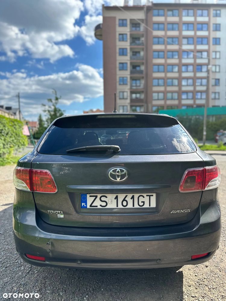 Toyota Avensis 2.2 D-CAT Prestige - 4