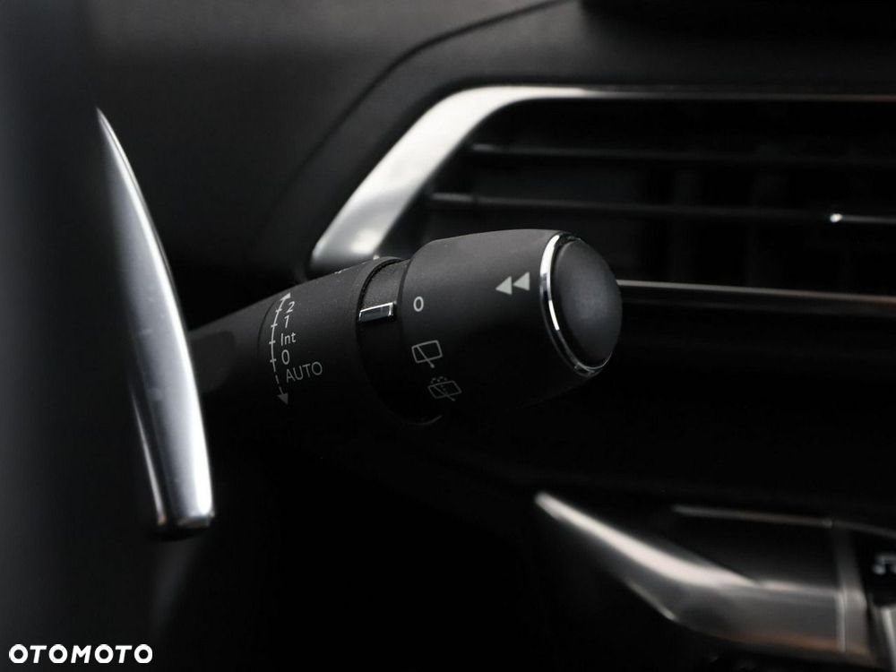 Peugeot 5008 BlueHDi 130 EAT8 Allure - 36