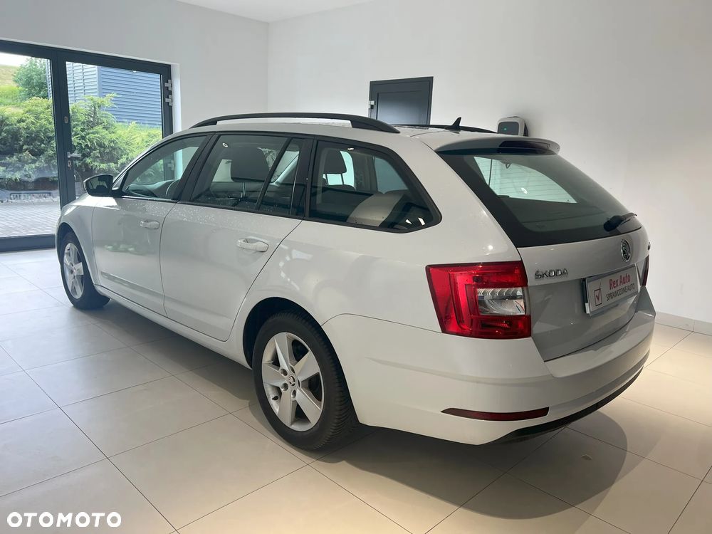 Skoda Octavia 1.5 TSI ACT Ambition DSG - 6