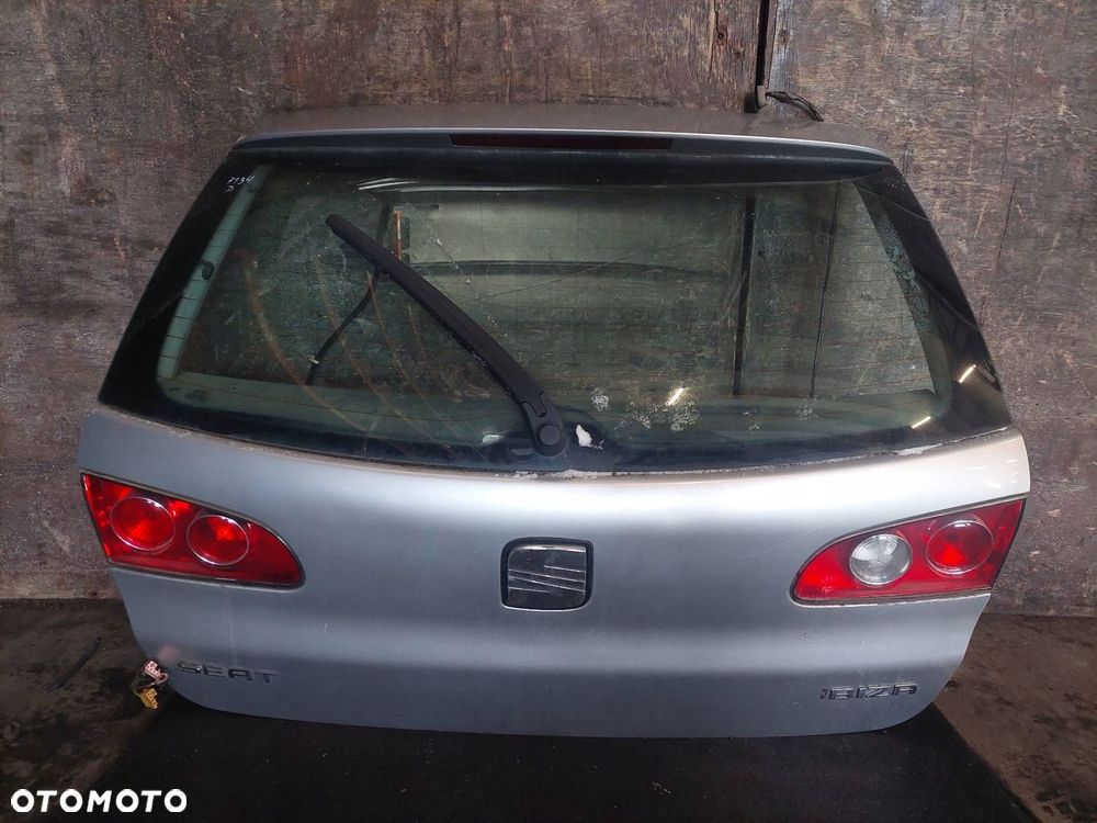 KLAPA BAGAŻNIKA + LAMPY SEAT IBIZA III LA7W - 4