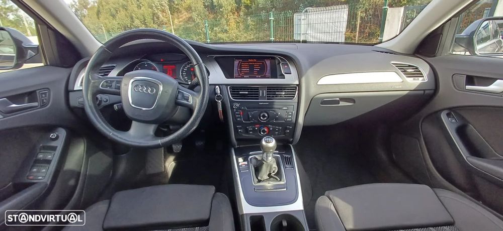 Audi A4 Avant 2.0 TDI Sport - 30