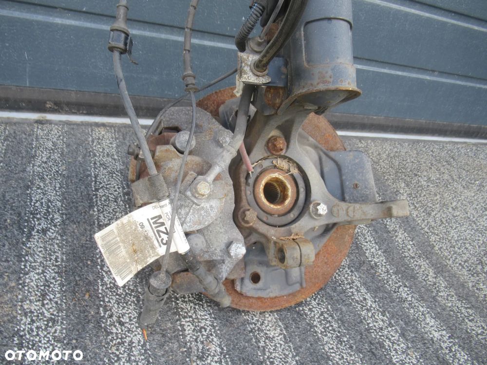 ZWROTNICA MCPERSON PRZEDNIA PRZÓD PRAWA LEWA OPEL ASTRA G II 2 2.2 16V BENZYNA 5x100 24443540 24443539 - 22
