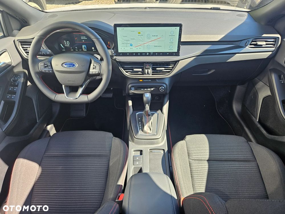 Ford Focus 1.0 EcoBoost mHEV ST-Line X - 10