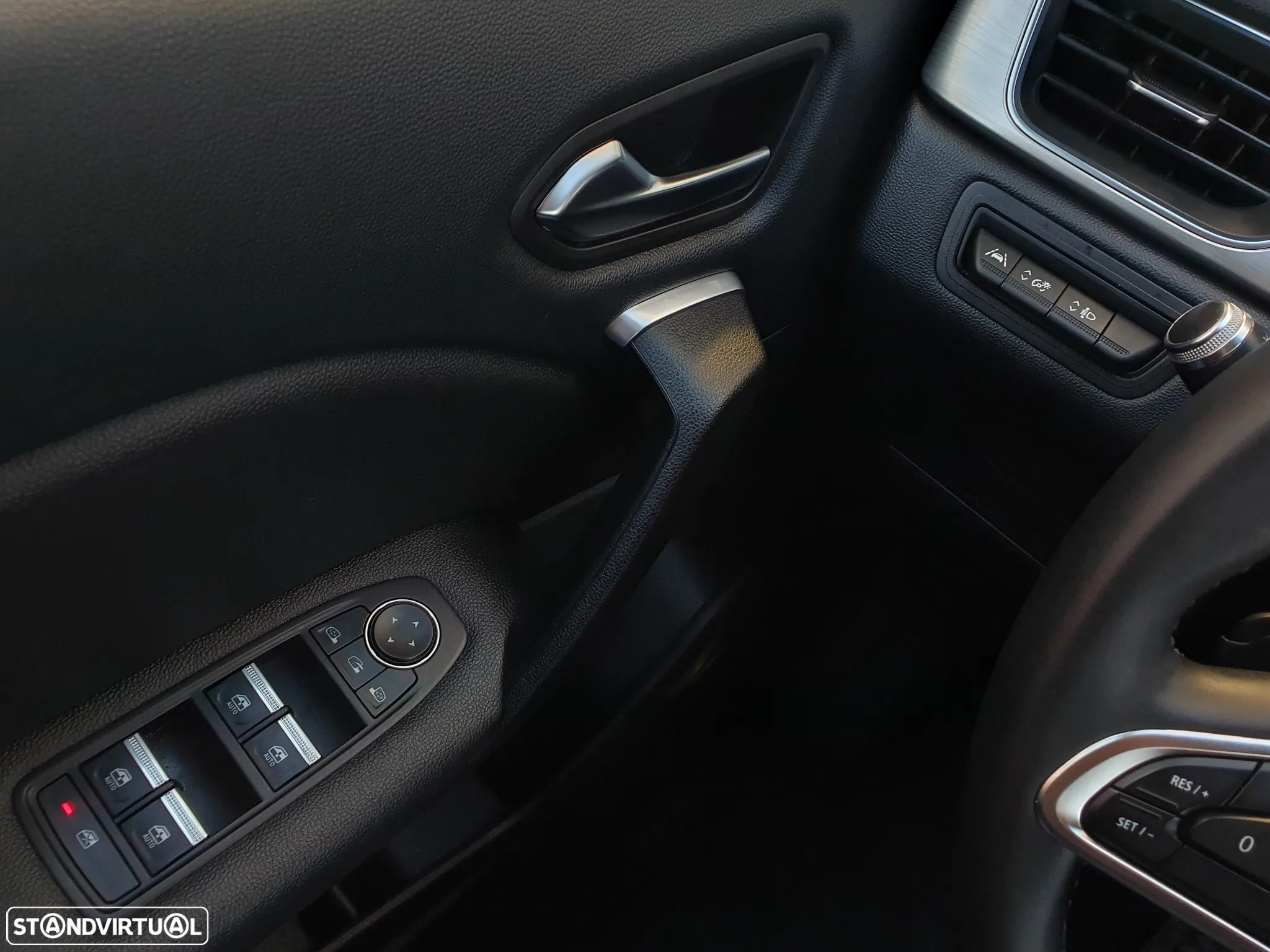 Renault Captur 1.5 dCi Exclusive EDC - 16