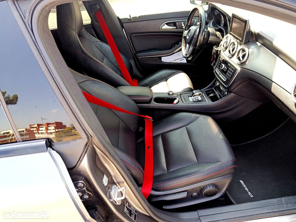 Mercedes-Benz CLA 45 AMG 4Matic 7G-DCT - 9
