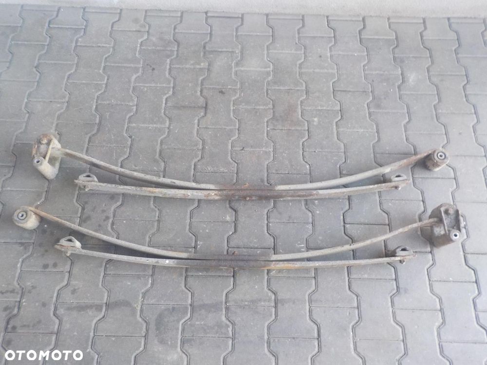 VW LT SPRINTER 96- RESOR PIÓRO TYŁ RESORY PODWÓJNE - 1