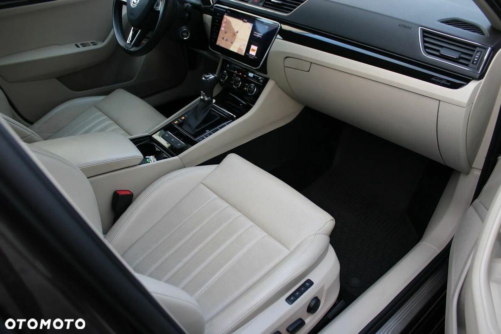 Skoda Superb 2.0 TSI 4x4 L&K DSG - 12