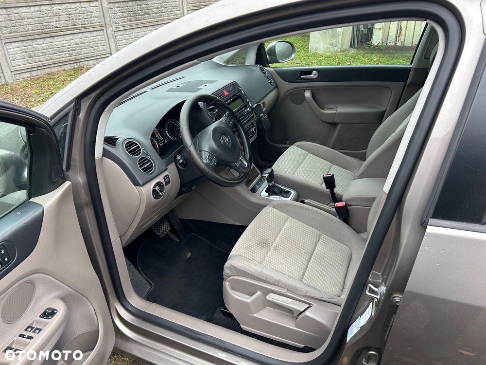 Volkswagen Golf Plus 1.6 TDI BlueMot Comfortline DSG - 10