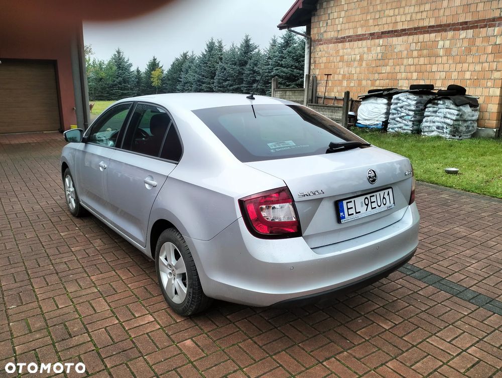 Skoda RAPID 1.0 TSI Ambition - 11