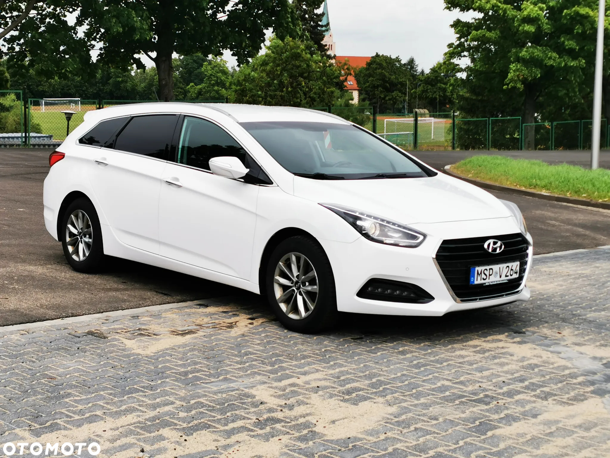 Hyundai i40 Kombi 1.7 CRDi DCT Premium - 9