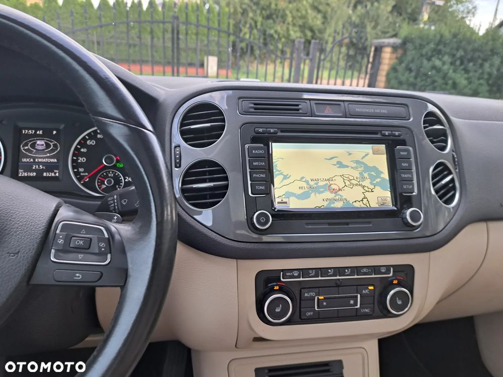 Volkswagen Tiguan - 19