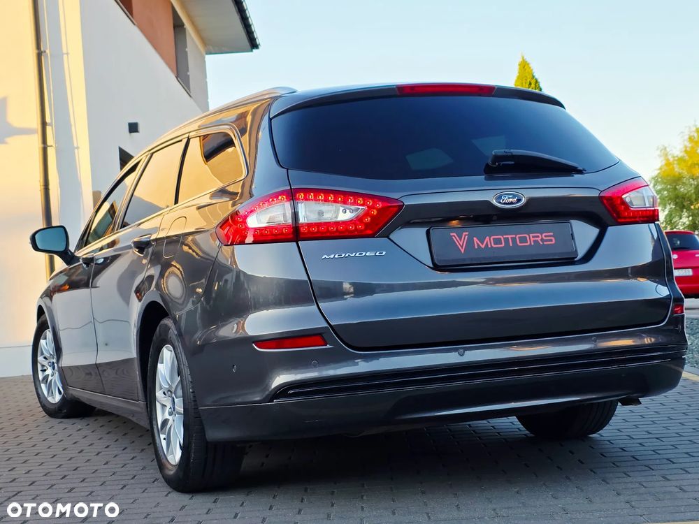 Ford Mondeo Turnier 1.6 TDCi ECOnetic Start-Stopp Titanium - 4