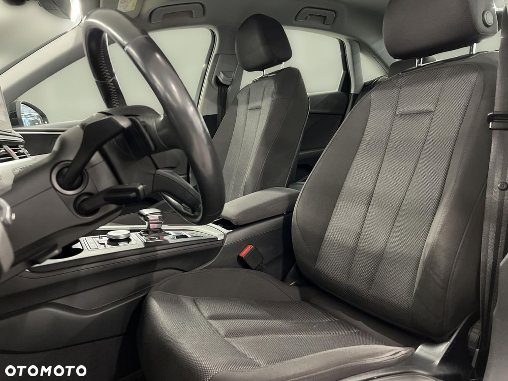 Audi A4 Limousine - 19