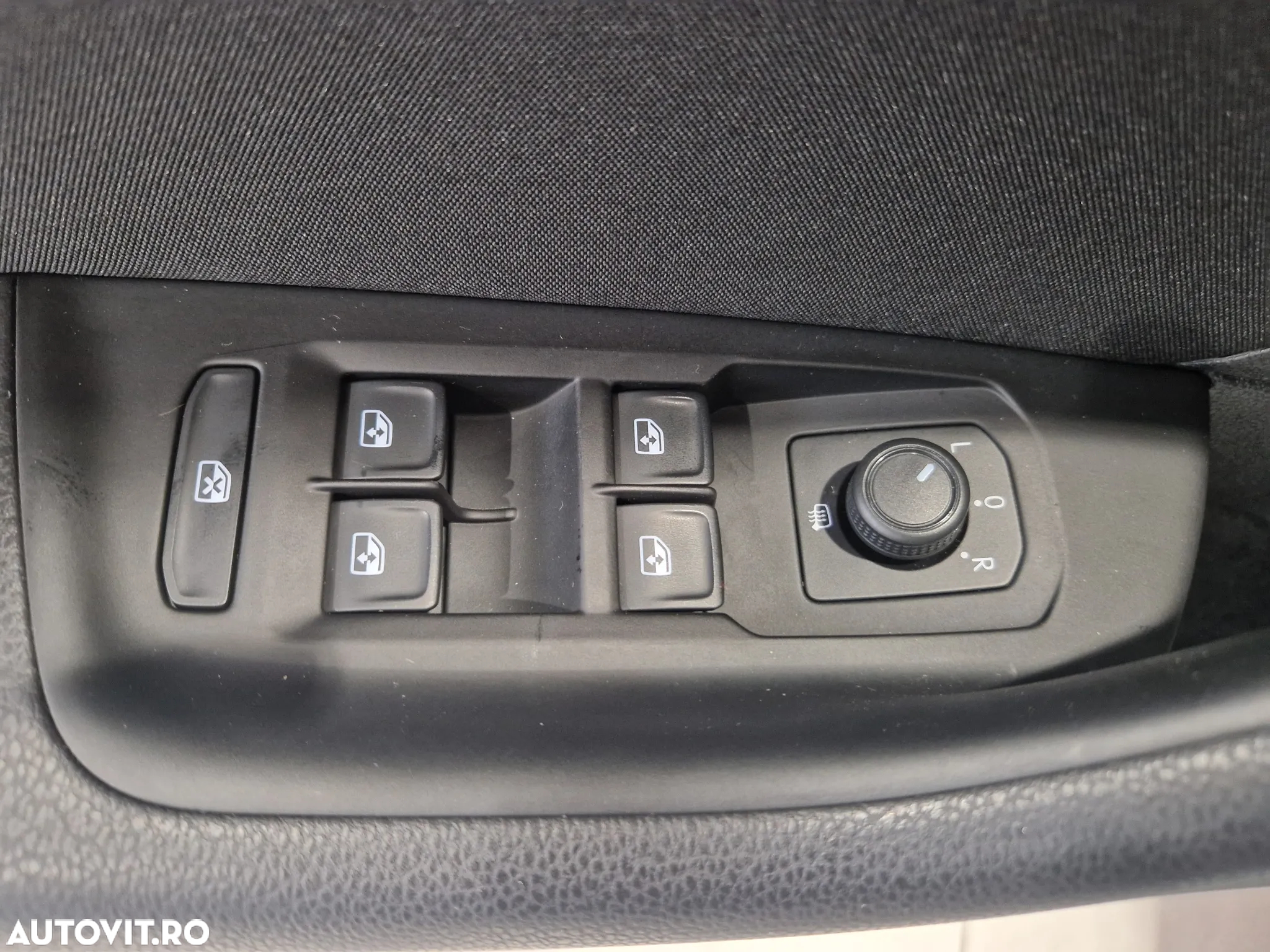 Volkswagen Passat 1.5 TSI ACT DSG Advance - 15