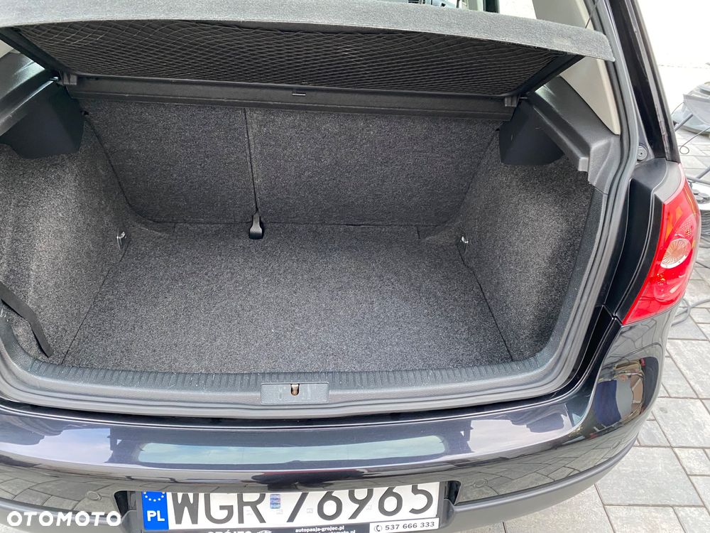 Volkswagen Golf 1.6 United - 27