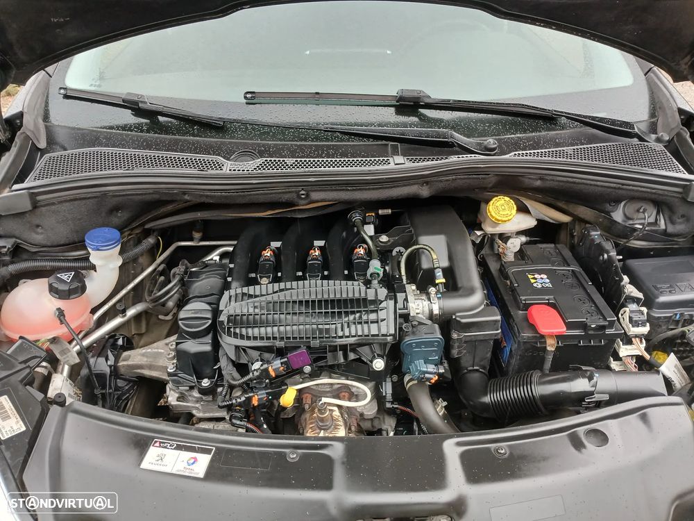Peugeot 208 1.2 PureTech Style - 28