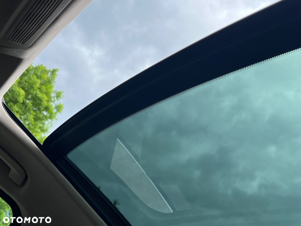 BMW Seria 5 535i xDrive - 15