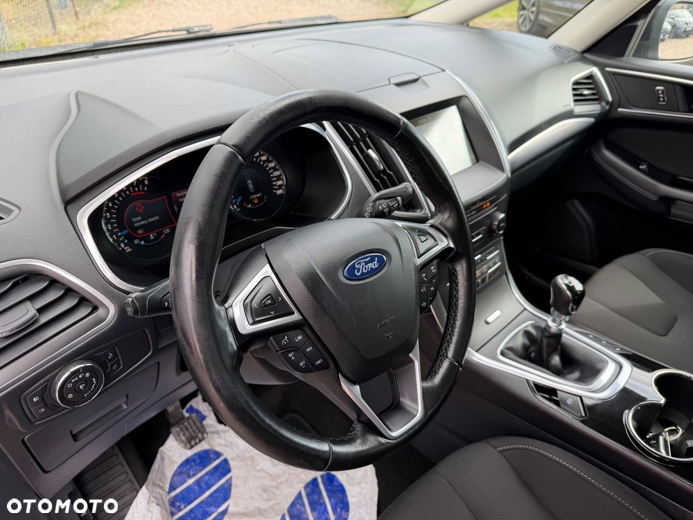 Ford S-Max - 18