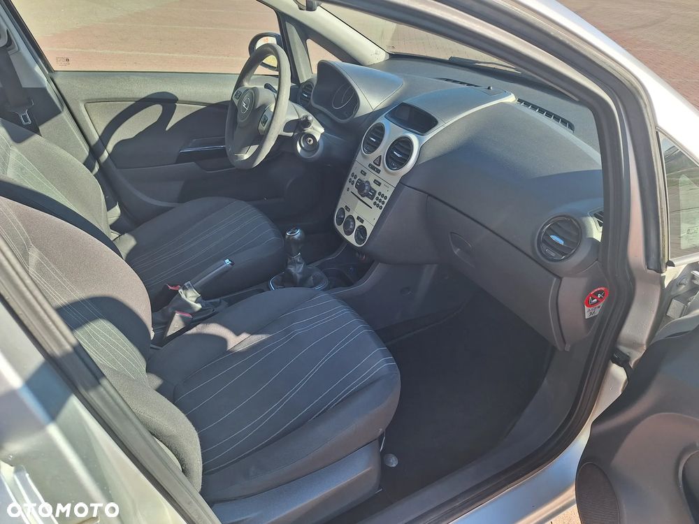 Opel Corsa 1.2 16V - 15