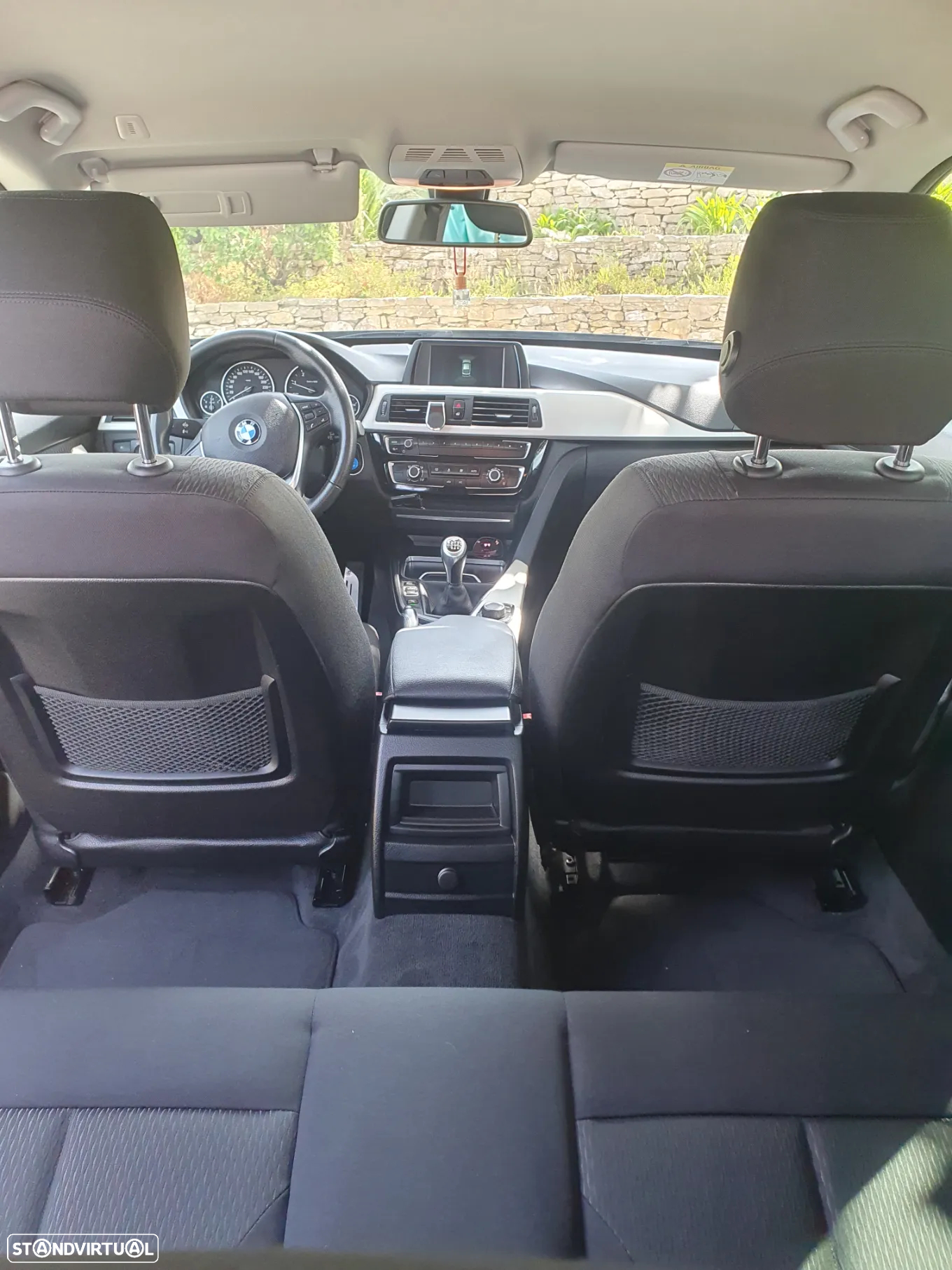 BMW 318 Gran Turismo d - 12