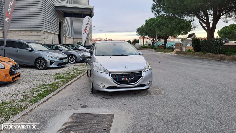 Peugeot 208 1.4 HDi Active - 13