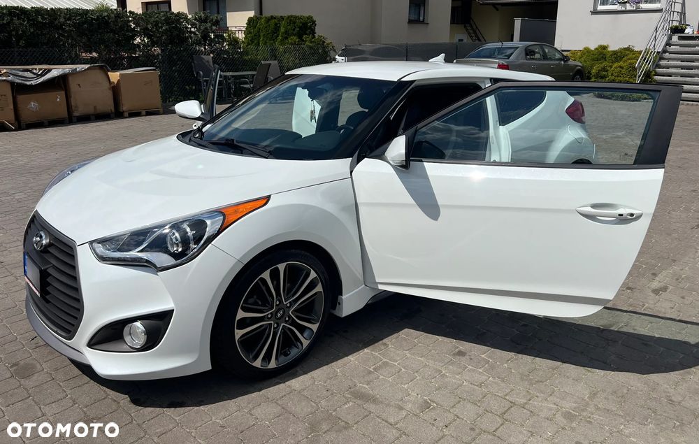 Hyundai Veloster - 20