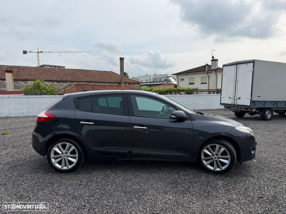 Renault Mégane 1.5 dCi Dynamique - 14