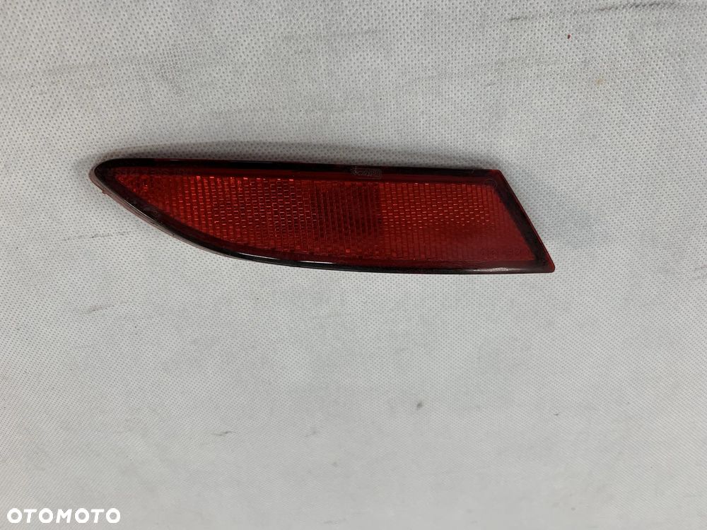 Ford Focus 3 III kombi Odblask prawy tyl tylny