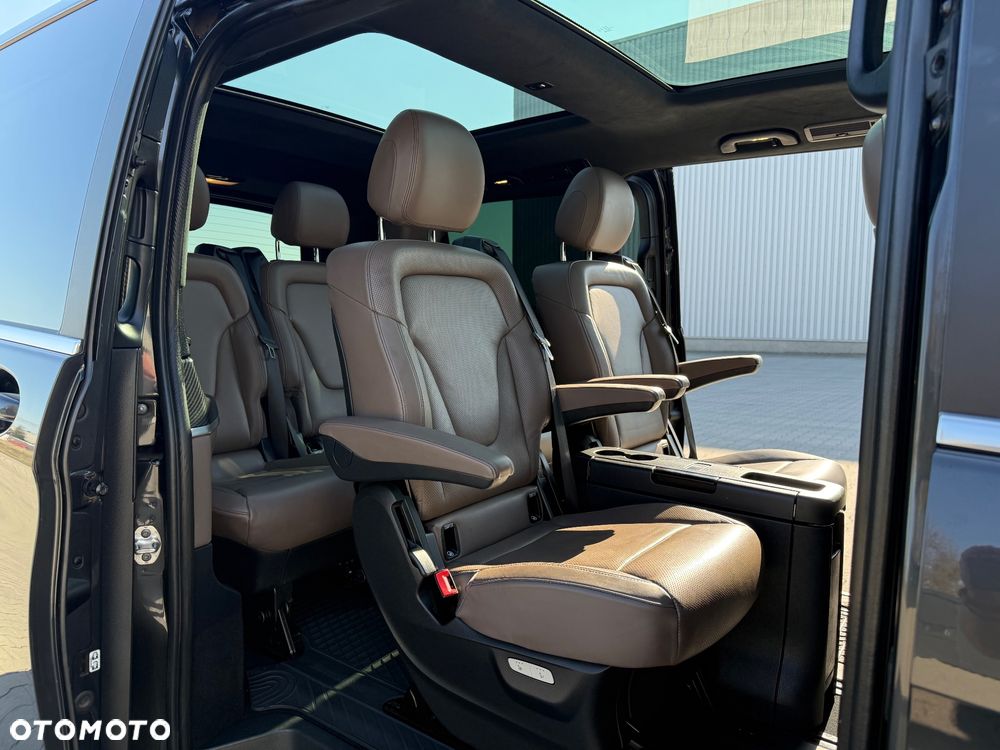 Mercedes-Benz Klasa V 300 d 4-Matic Exclusive 9G-Tronic (d³ugi) - 10