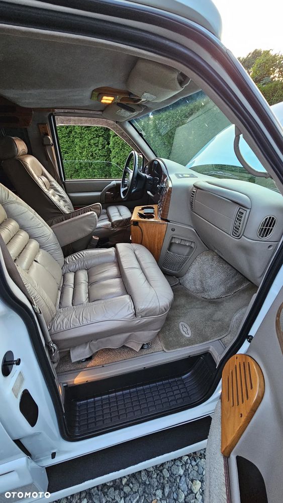 Chevrolet Astro - 3