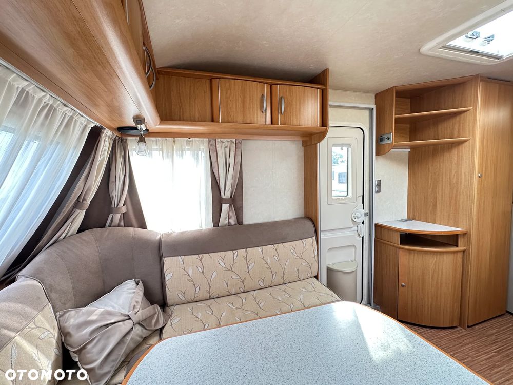 Adria CLASSICA 743 UT z Alde i nową markizą- 9 osobowa. - 14